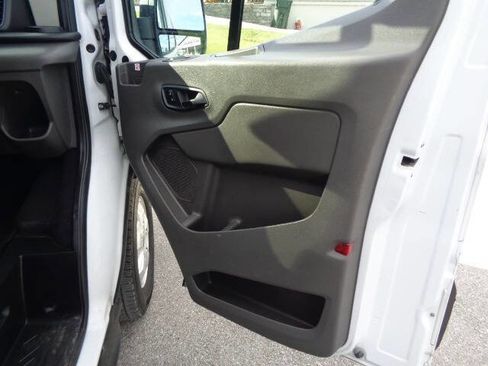 Used 2020 Ford Transit 350 XLT image 30