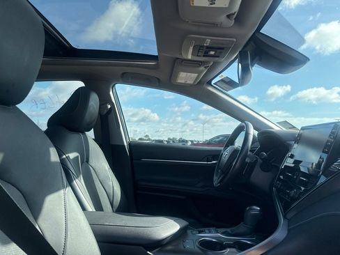Used 2021 Toyota Camry XSE FWD image 24