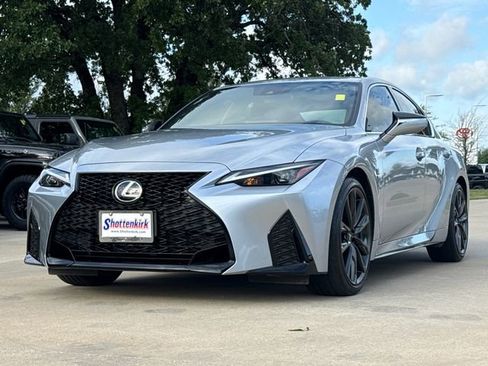Used 2025 Lexus IS 350 F Sport RWD image 3