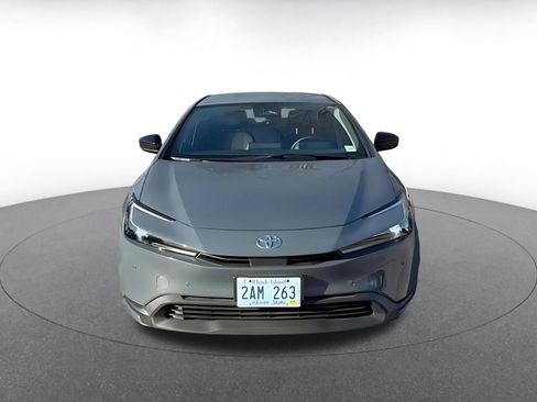 Used 2025 Toyota Prius LE image 11