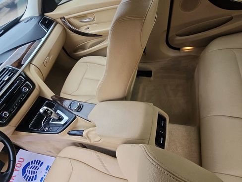 Used 2016 BMW 320i Sedan image 18
