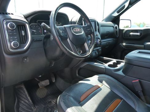 Used 2020 GMC Sierra 1500 AT4 w/ Off-Road Performance Package AWD/4WD image 23