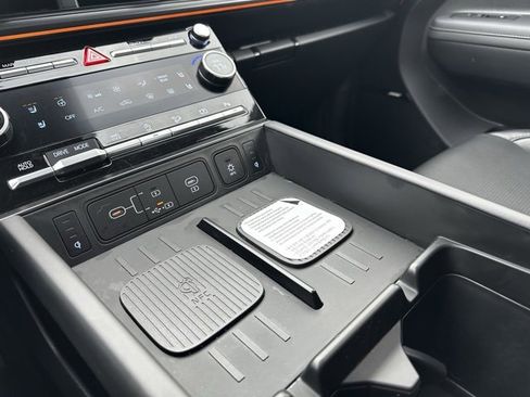 Used 2024 Hyundai Santa Fe Calligraphy image 33