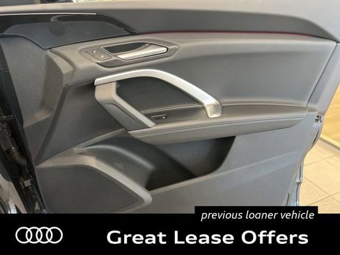 Used 2025 Audi Q5 Premium w/ Convenience Package AWD/4WD image 23