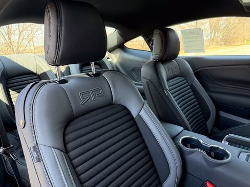 New 2026 Ford Mustang GT Premium w/ GT Performance Package RWD image 24