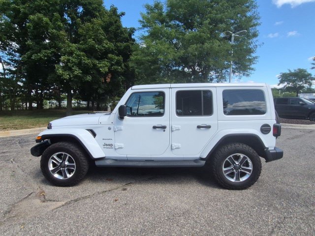 Used 2018 Jeep Wrangler Unlimited Sahara AWD/4WD image 6