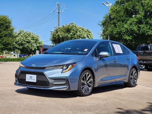 Used 2020 Toyota Corolla SE FWD image 3