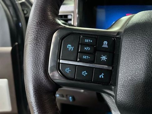 Used 2025 Ford F250 King Ranch w/ FX4 Off-Road Package image 26