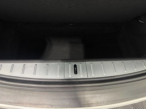 Used 2017 Tesla Model X P100D image 26