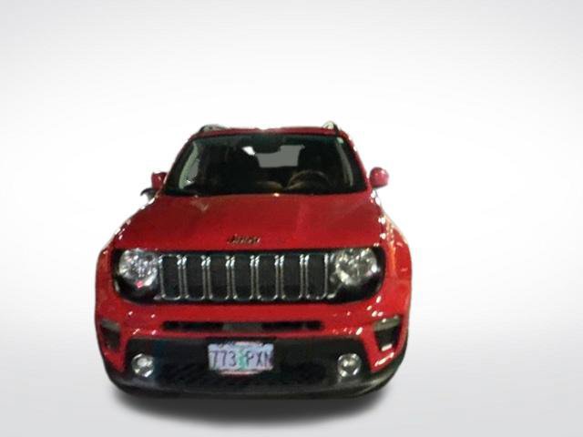 Used 2020 Jeep Renegade Latitude w/ Cold Weather Group FWD image 3