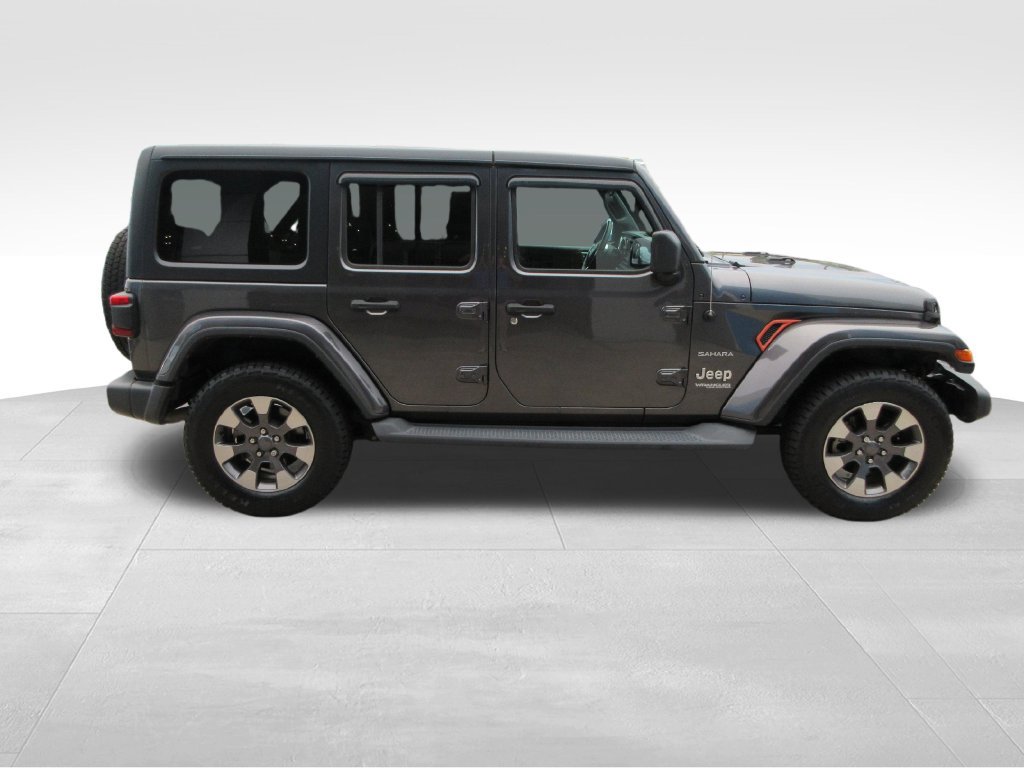 Used 2018 Jeep Wrangler Unlimited Sahara w/ Safety Group AWD/4WD image 6
