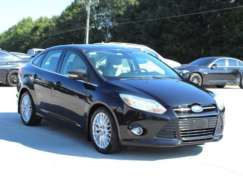 Used 2012 Ford Focus SEL image 9