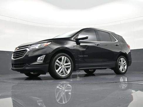 Used 2019 Chevrolet Equinox Premier FWD image 25