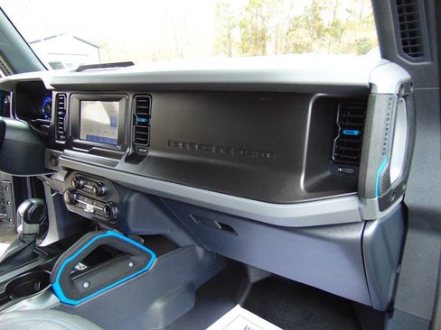Used 2022 Ford Bronco Black Diamond AWD/4WD image 20