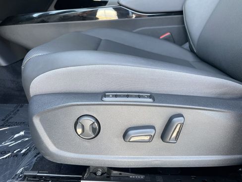 Used 2024 Volkswagen ID.4 S image 27