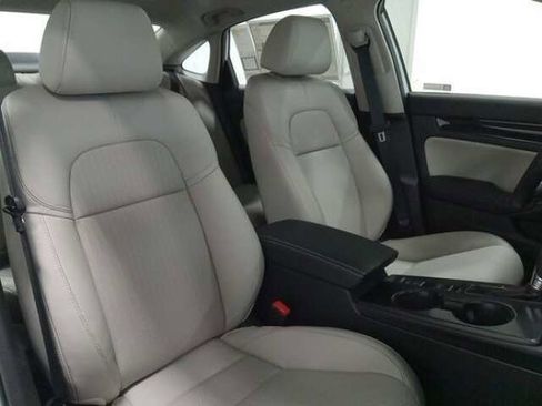 Used 2024 Honda Civic Touring image 14