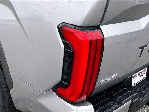 Used 2023 Toyota Tundra Limited image 26