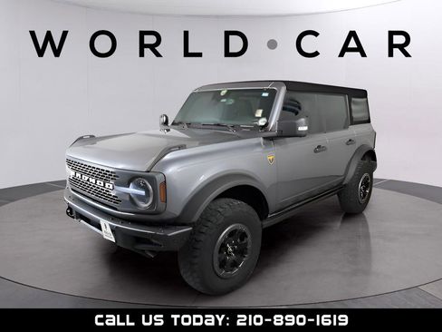 Used 2021 Ford Bronco Badlands AWD/4WD image 3