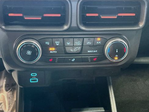 Used 2023 Ford Maverick XLT w/ Equipment Group 300A Standard AWD/4WD image 15