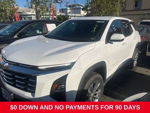 Used 2025 Chevrolet Equinox LT FWD image 1