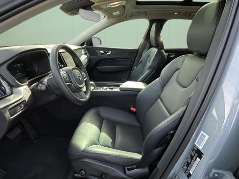 Used 2024 Volvo XC60 T8 Core image 19