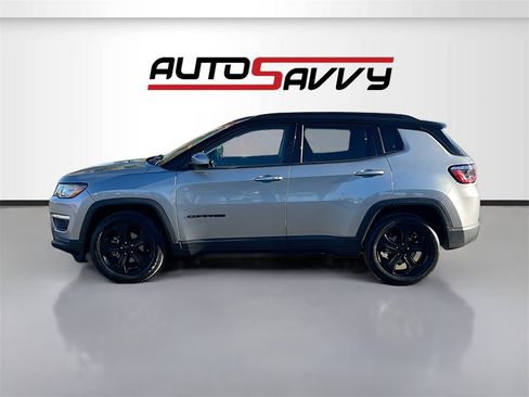 Used 2020 Jeep Compass Latitude image 4