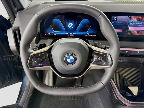 Used 2025 BMW X3 xDrive30i w/ Premium Package image 12