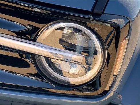 New 2025 Ford Bronco Outer Banks image 13