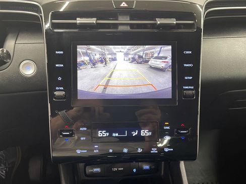 Used 2022 Hyundai Santa Cruz SEL Premium AWD/4WD image 15