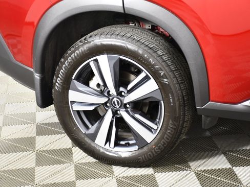 Used 2023 Nissan Rogue SL AWD/4WD image 57