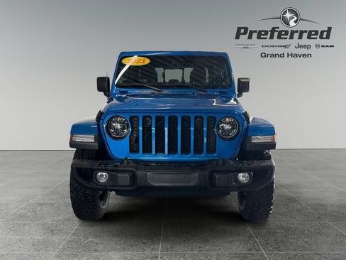 Used 2023 Jeep Gladiator Sport AWD/4WD image 13
