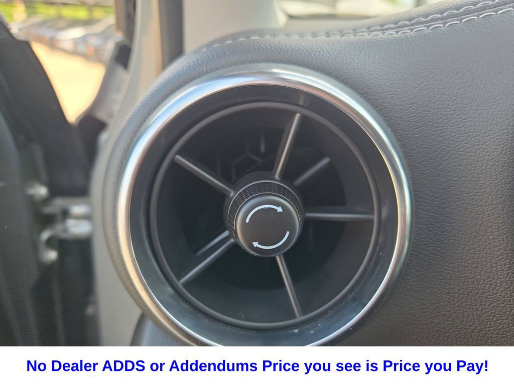 Used 2025 Chevrolet Blazer LT AWD/4WD image 41