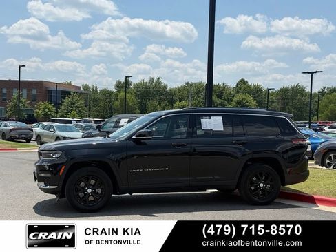 Used 2023 Jeep Grand Cherokee L Limited w/ Luxury Tech Group II AWD/4WD image 4