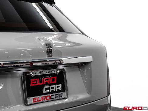 Used 2023 Rolls-Royce Cullinan image 20