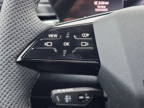 New 2025 Audi SQ5 Premium Plus image 18