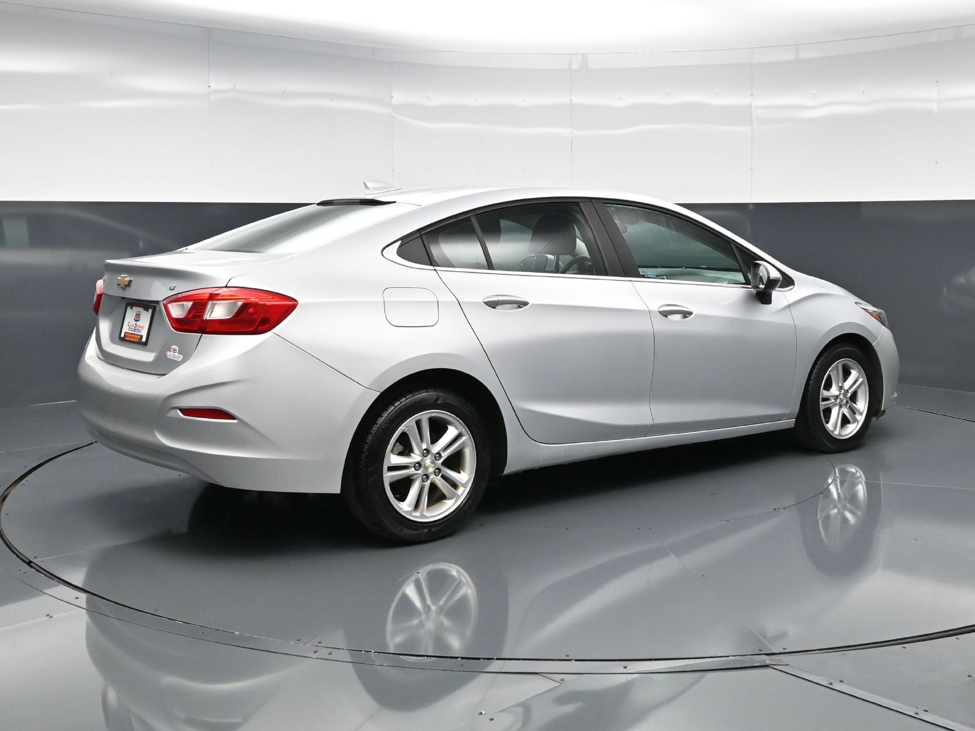 Used 2016 Chevrolet Cruze LT FWD image 8