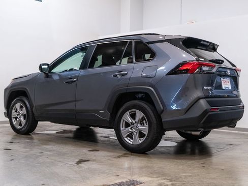Certified 2025 Toyota RAV4 LE AWD/4WD image 7