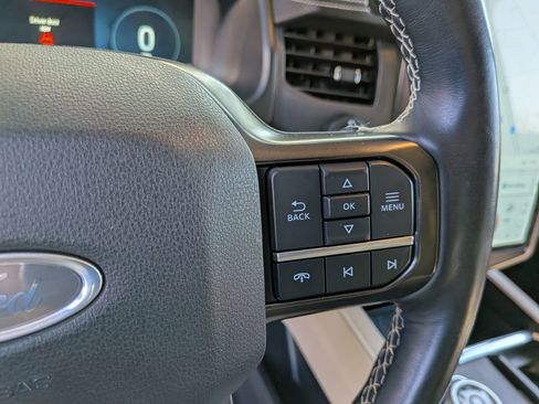 Used 2023 Ford Expedition Platinum image 21