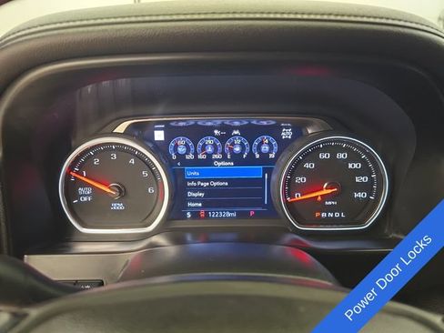 Used 2020 Chevrolet Silverado 1500 High Country w/ Technology Package AWD/4WD image 28