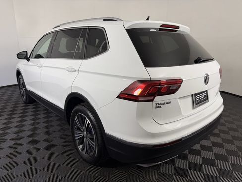 Used 2018 Volkswagen Tiguan SEL AWD/4WD image 8
