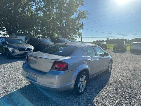Used 2013 Dodge Avenger SE FWD image 5