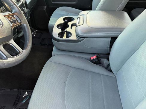 Used 2018 RAM 1500 Express w/ Black Ram 1500 Express Group RWD image 11