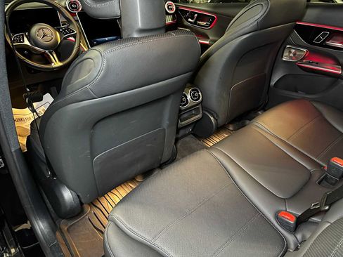 Used 2025 Mercedes-Benz GLC 300 4MATIC image 20