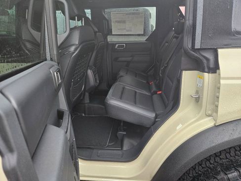New 2025 Ford Bronco Badlands AWD/4WD image 8