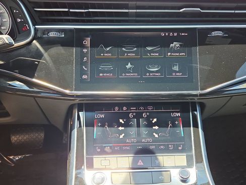 Used 2021 Audi Q7 2.0T Premium Plus AWD/4WD image 24