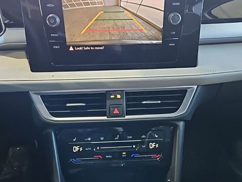 New 2026 Volkswagen Taos SE AWD/4WD image 29