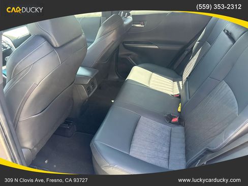 Used 2021 Toyota Venza XLE AWD/4WD image 15