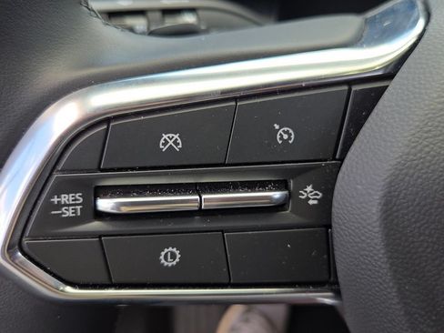 Certified 2026 Chevrolet Equinox LT FWD image 23
