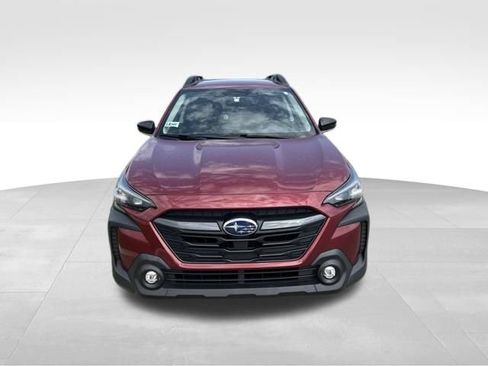 Used 2025 Subaru Outback Premium AWD/4WD image 8