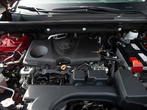 Used 2024 Toyota RAV4 LE image 30